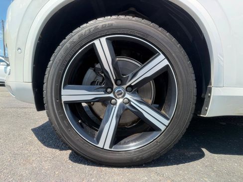 Used 2018 Volvo XC90 T5 Momentum w/ Convenience Package AWD/4WD image 28