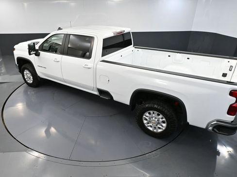 Used 2024 Chevrolet Silverado 3500 LT image 54