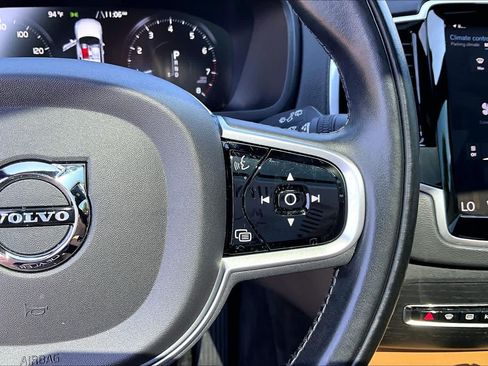 Used 2021 Volvo XC90 T6 Inscription w/ Lounge Package AWD/4WD image 25