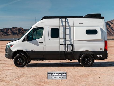 Used 2023 Mercedes-Benz Sprinter 2500 image 7