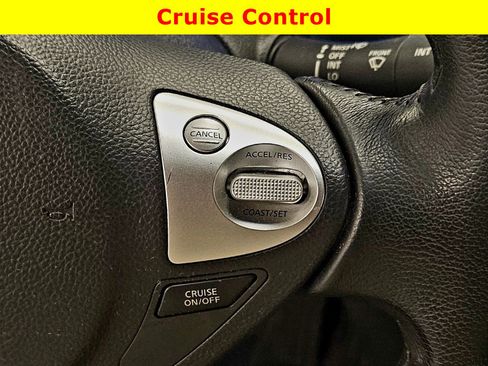 Used 2017 INFINITI QX70 AWD image 29