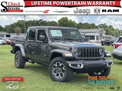 New 2026 Jeep Gladiator Sport