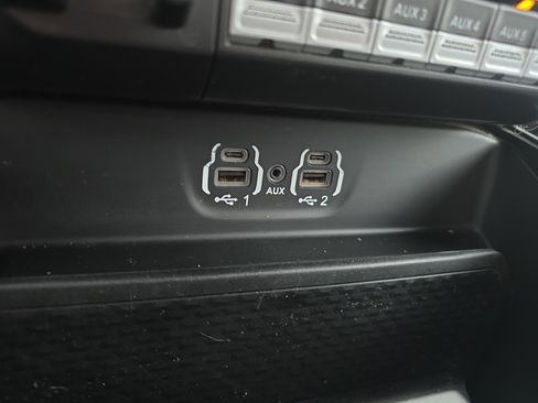 Used 2021 RAM 3500 Big Horn w/ Level 2 Equipment Group image 32