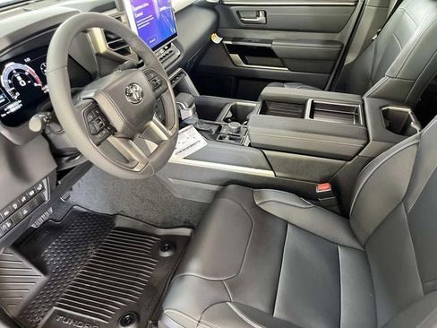 New 2026 Toyota Tundra Limited AWD/4WD image 19