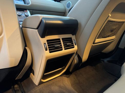 Used 2013 Land Rover Range Rover Evoque Pure Premium image 22