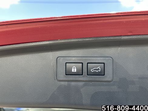 Used 2025 Subaru Outback Touring w/ Popular Package #2 AWD/4WD image 33