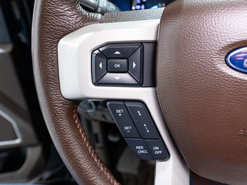 Used 2022 Ford F350 King Ranch w/ King Ranch Ultimate Package AWD/4WD image 33