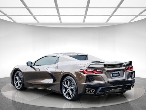 Used 2020 Chevrolet Corvette Stingray Preferred Conv w/ 2LT Preferred Equipment Group image 2