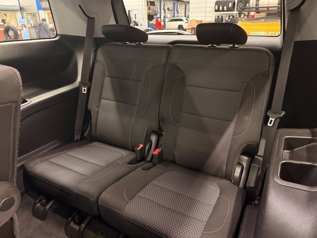 Used 2022 GMC Acadia SLE w/ Driver Convenience Package AWD/4WD image 23
