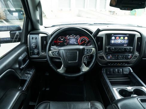 Used 2015 GMC Sierra 2500 Denali w/ Duramax Plus Package AWD/4WD image 28