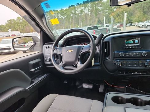 Certified 2016 Chevrolet Silverado 2500 W/T w/ Snow Plow Prep Package image 13