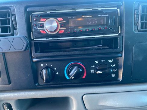 Used 2004 Ford F250 4x4 Crew Cab Super Duty image 31