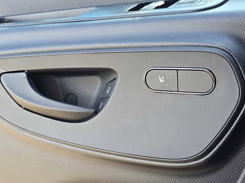 Used 2025 Mercedes-Benz Sprinter 2500 image 27