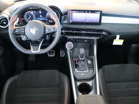 New 2025 Alfa Romeo Tonale AWD/4WD image 27