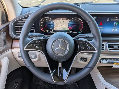 New 2026 Mercedes-Benz GLE 450 4MATIC image 18