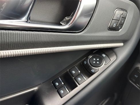 New 2026 Ford Explorer ST-Line w/ ST-Line Street Pack image 16