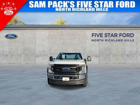 Used 2020 Ford F550 2WD Regular Cab Super Duty image 3