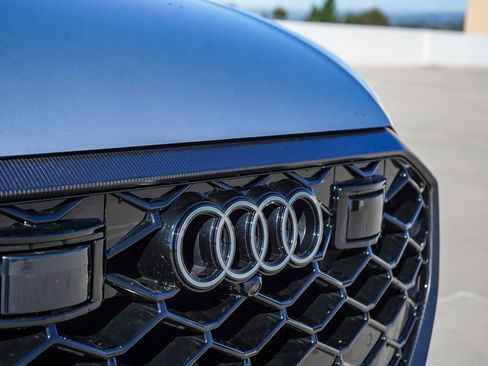 New 2026 Audi RS Q8 performance image 11