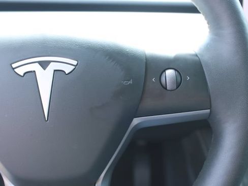 Used 2023 Tesla Model 3 Standard Range RWD image 16