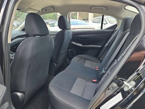 Used 2025 Nissan Sentra SV FWD image 28