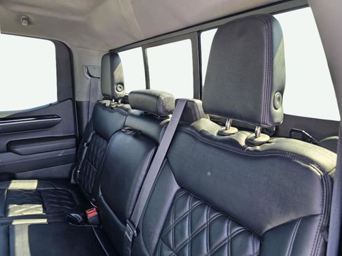 Used 2022 GMC Sierra 1500 Elevation w/ Preferred Package AWD/4WD image 25