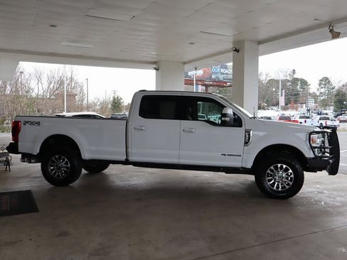 Used 2020 Ford F350 Lariat w/ Lariat Value Package image 7