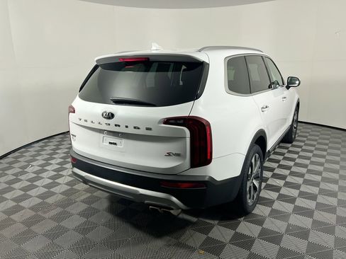Used 2021 Kia Telluride S image 3