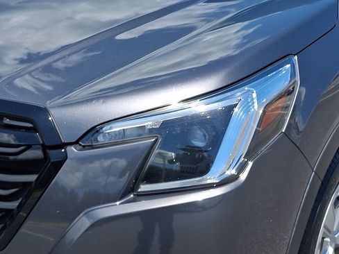 Used 2023 Subaru Forester AWD/4WD image 9