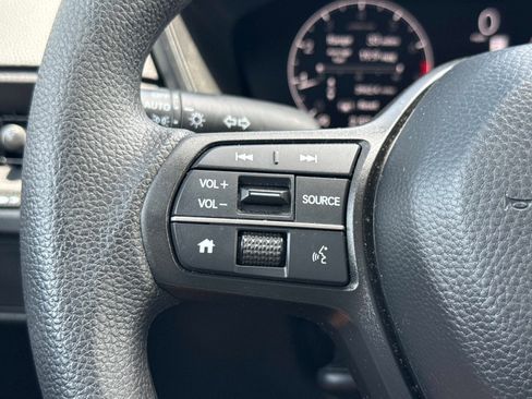 Used 2025 Honda CR-V LX image 25