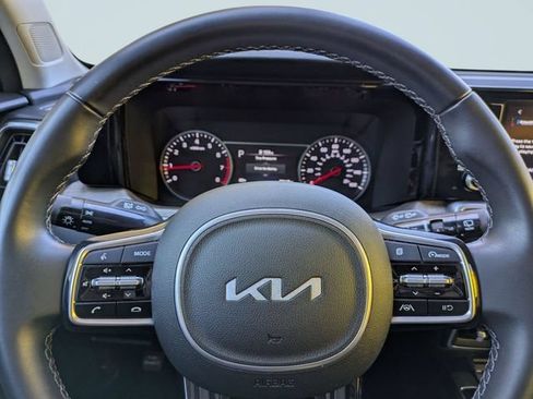 Used 2023 Kia Sorento S AWD/4WD image 31