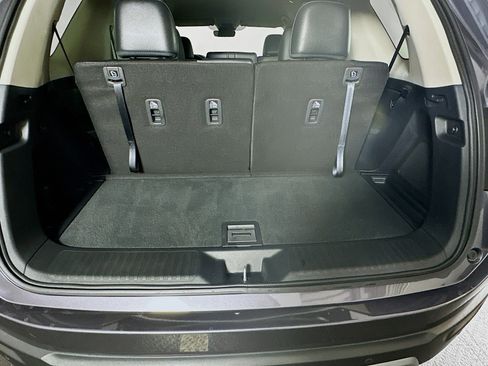 Used 2025 Honda Pilot EX-L image 29