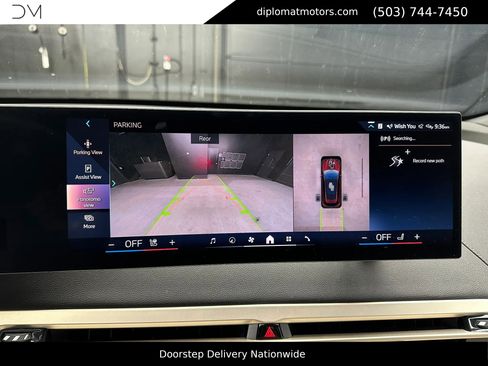 Used 2026 BMW iX xDrive60 image 36