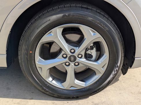 Used 2024 Ford Escape ST-Line FWD image 32