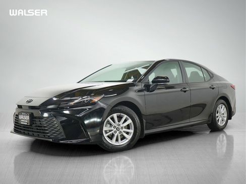Certified 2026 Toyota Camry LE FWD image 1