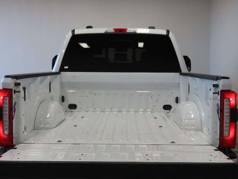 Used 2024 Ford F250 Lariat image 5