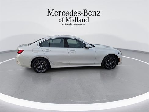Used 2025 BMW 330i xDrive Sedan image 9
