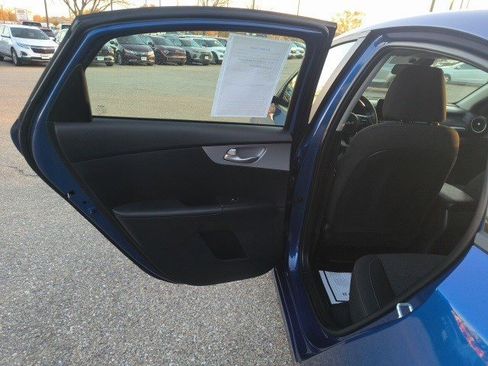 Used 2024 Kia Forte LXS image 11