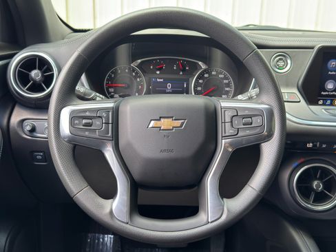 Used 2021 Chevrolet Blazer LT FWD image 18