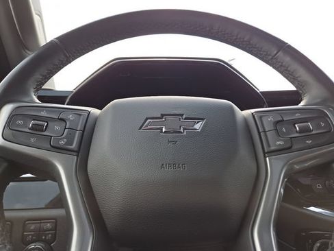 Used 2024 Chevrolet Silverado 1500 LT Trail Boss w/ LT Trail Boss Premium Package AWD/4WD image 28