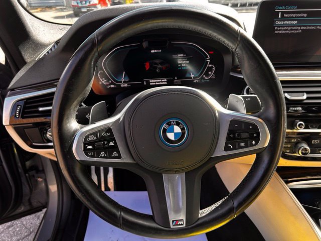 Used 2023 BMW 530e xDrive w/ Executive Package AWD/4WD image 23