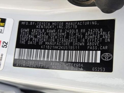 Used 2019 Toyota Camry XLE FWD image 23