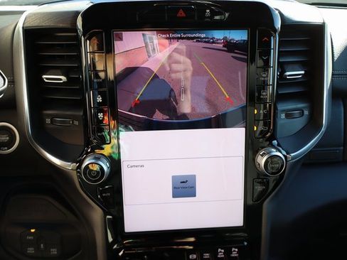 Used 2025 RAM 2500 Laramie image 28