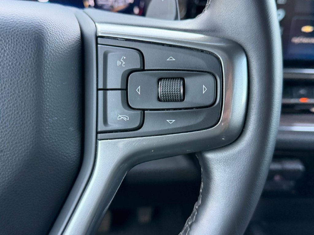 Used 2025 Chevrolet Silverado 1500 LTZ w/ LTZ Premium Package AWD/4WD image 37