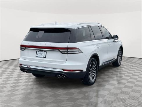 Used 2022 Lincoln Aviator Reserve w/ Elements Package Plus image 4