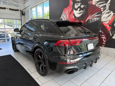 Used 2025 Audi RS Q8 performance AWD/4WD image 3