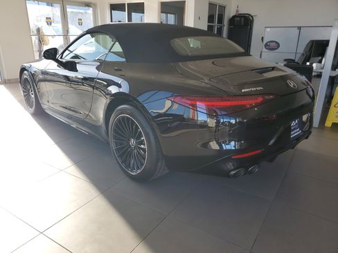Used 2025 Mercedes-Benz SL 43 AMG image 2