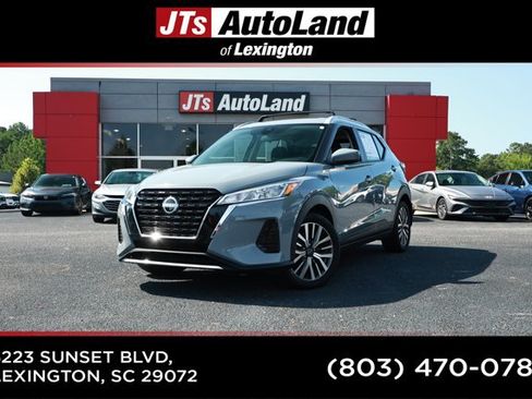 Used 2023 Nissan Kicks SV w/ Exterior Package FWD image 1