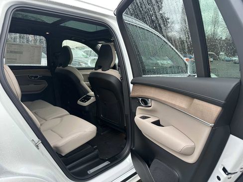 New 2026 Volvo XC90 B6 Plus w/ Protection Package Premier image 13