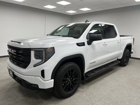 Used 2024 GMC Sierra 1500 Elevation image 6