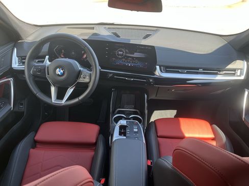 Used 2025 BMW X2 xDrive28i image 28